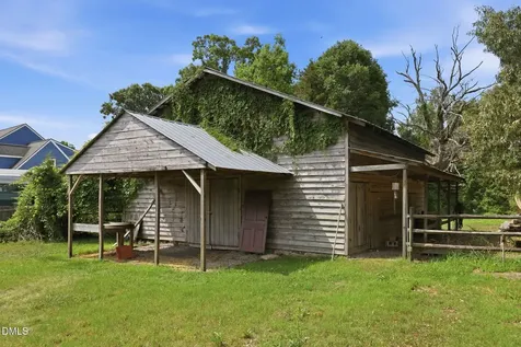 462 Darius Pearce Road Youngsville NC 27596