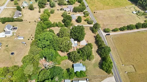 462 Darius Pearce Road Youngsville NC 27596