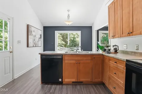 8112 Bellingham Circle Raleigh NC 27615