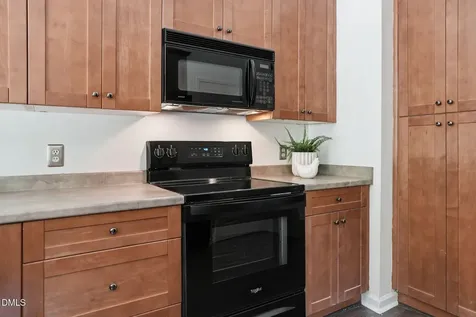 8112 Bellingham Circle Raleigh NC 27615