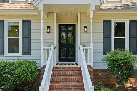 8112 Bellingham Circle Raleigh NC 27615
