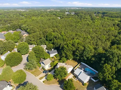 8112 Bellingham Circle Raleigh NC 27615
