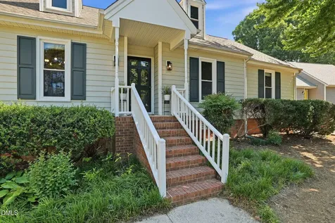 8112 Bellingham Circle Raleigh NC 27615