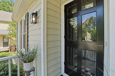 8112 Bellingham Circle Raleigh NC 27615