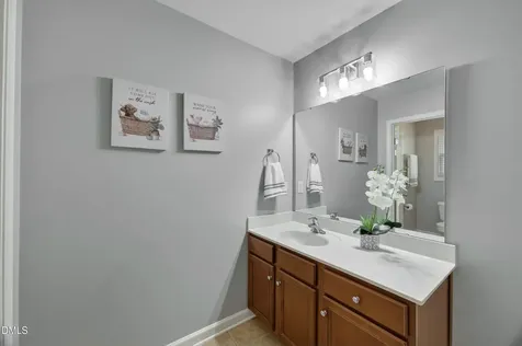 3124 Queensland Road Raleigh NC 27614