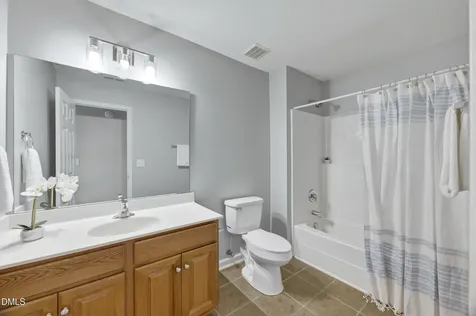 3124 Queensland Road Raleigh NC 27614