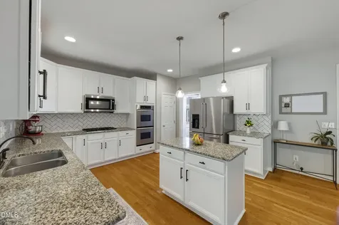 3124 Queensland Road Raleigh NC 27614