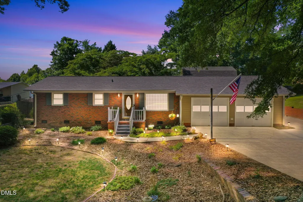 1766 Robinhood Drive Burlington NC 27217