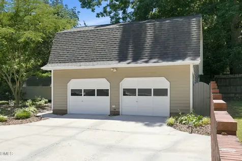 1766 Robinhood Drive Burlington NC 27217