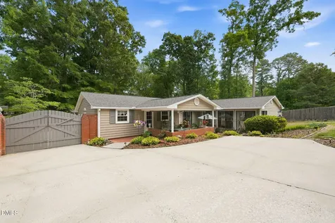 1766 Robinhood Drive Burlington NC 27217