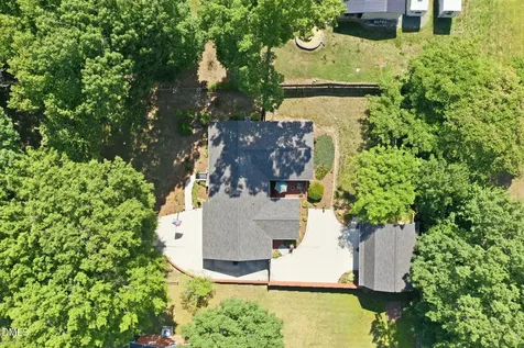 1766 Robinhood Drive Burlington NC 27217