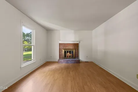 704 E Maple Lane Fuquay Varina NC 27526