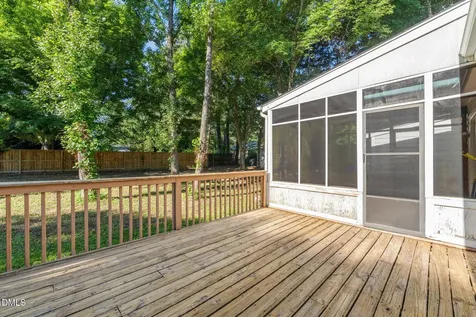 704 E Maple Lane Fuquay Varina NC 27526