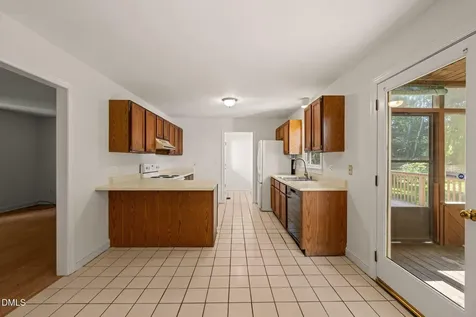704 E Maple Lane Fuquay Varina NC 27526