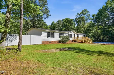 22 Thoroughfare Branch Road Sanford NC 27332