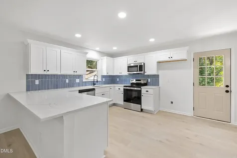 2605 Valley Woods Court Raleigh NC 27613