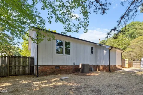 2605 Valley Woods Court Raleigh NC 27613
