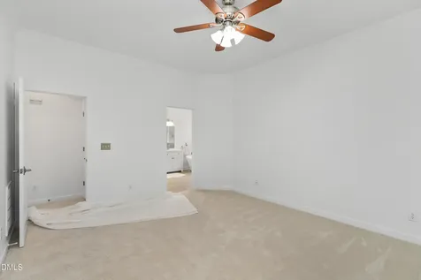 102 Citrus Place Cary NC 27519