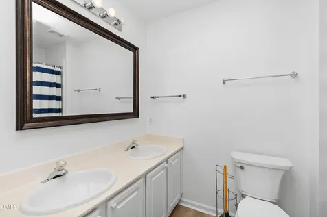 102 Citrus Place Cary NC 27519