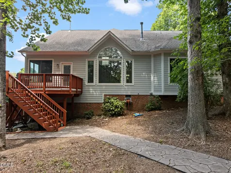 102 Citrus Place Cary NC 27519