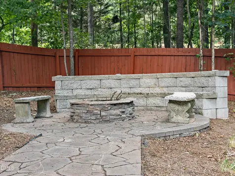 102 Citrus Place Cary NC 27519