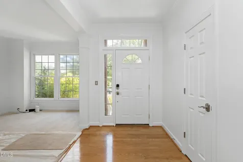 102 Citrus Place Cary NC 27519