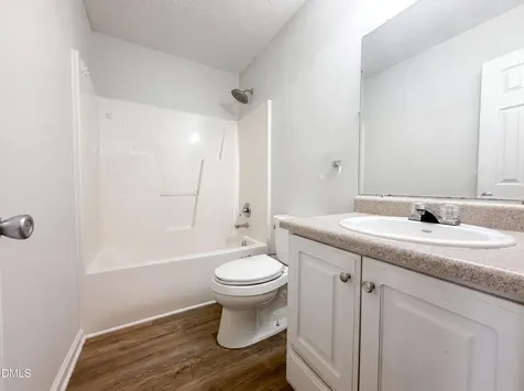 11 N Carolina Avenue Benson NC 27504