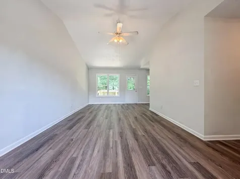 11 N Carolina Avenue Benson NC 27504