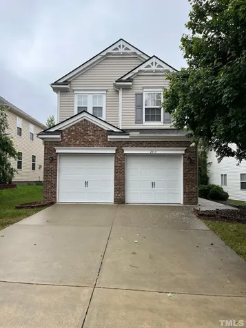 2017 Remington Oaks Circle Cary NC 27519