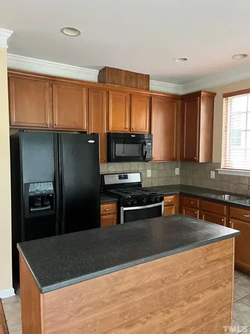2017 Remington Oaks Circle Cary NC 27519