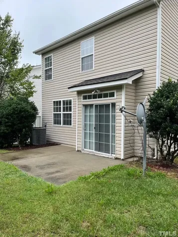 2017 Remington Oaks Circle Cary NC 27519