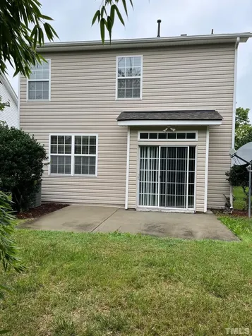 2017 Remington Oaks Circle Cary NC 27519