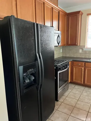 2017 Remington Oaks Circle Cary NC 27519