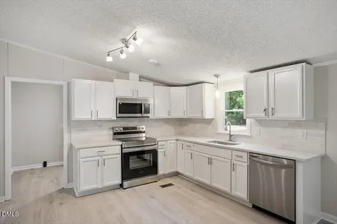 3356 Dandelion Lane Fayetteville NC 28306