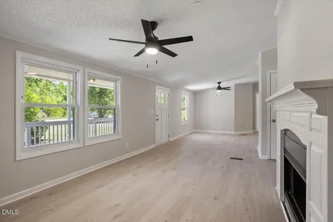 3356 Dandelion Lane Fayetteville NC 28306