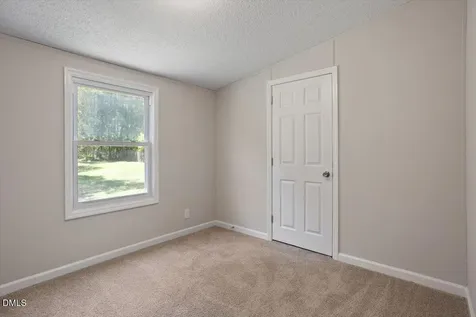 3356 Dandelion Lane Fayetteville NC 28306