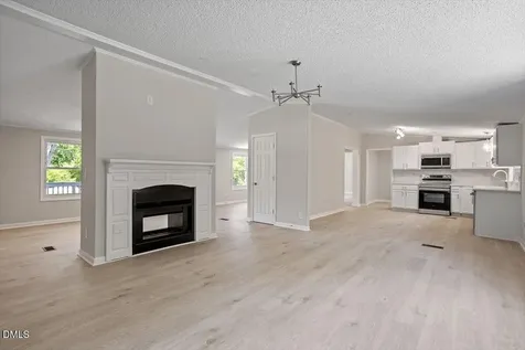 3356 Dandelion Lane Fayetteville NC 28306