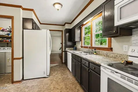 5236 Flat Rock Drive Fayetteville NC 28311