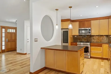 307 Wyatts Pond Lane Cary NC 27513