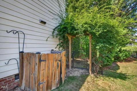 4 Zumwalt Court Durham NC 27703