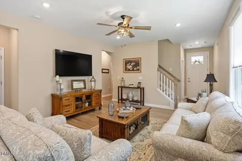90 Shadowbrook Trail Clayton NC 27520