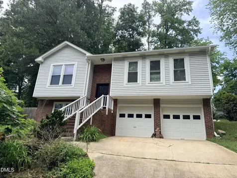205 Wyatts Pond Lane Cary NC 27513