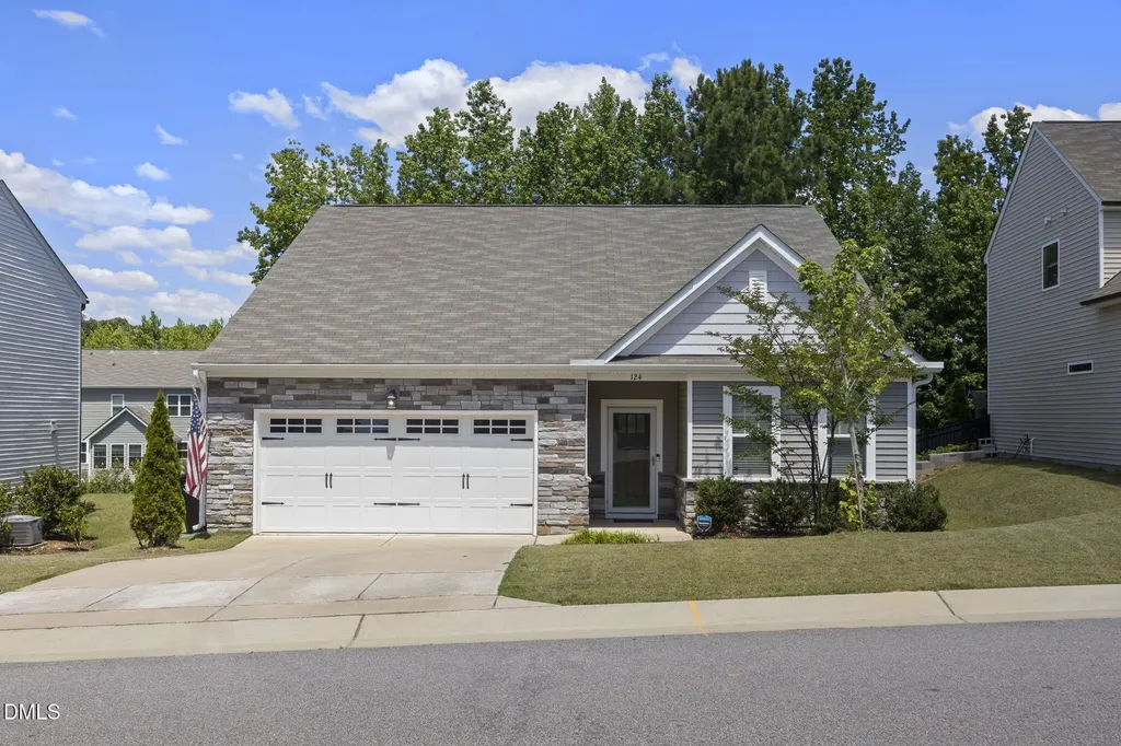 124 Cecina Court Clayton NC 27527