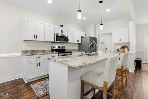 830 Bright Leaf Road Kinston NC 28504
