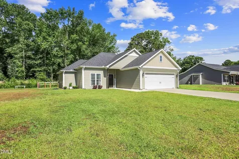 830 Bright Leaf Road Kinston NC 28504
