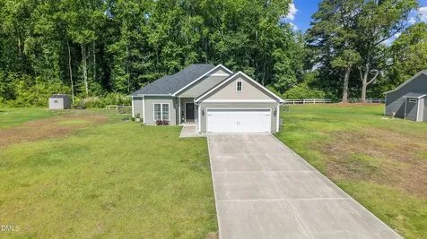 830 Bright Leaf Road Kinston NC 28504