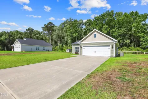 830 Bright Leaf Road Kinston NC 28504
