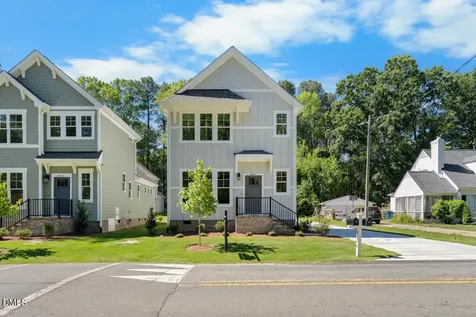 2805 B Fawn Avenue Durham NC 27705