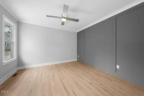 2805 B Fawn Avenue Durham NC 27705