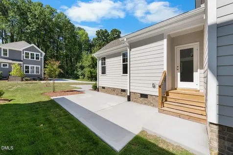 2805 B Fawn Avenue Durham NC 27705
